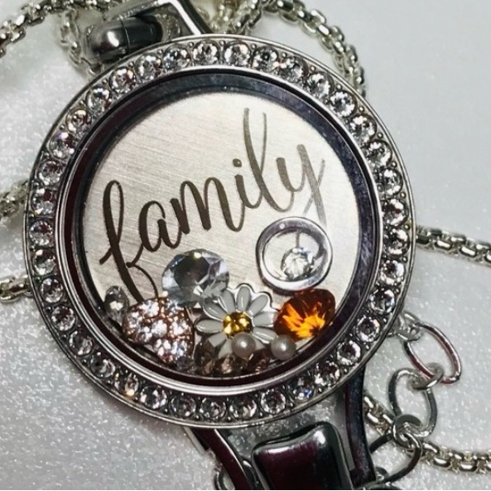 Origami Owl Large Twist Silver Locket with Crystals and Family Charm - Picture 3 of 3